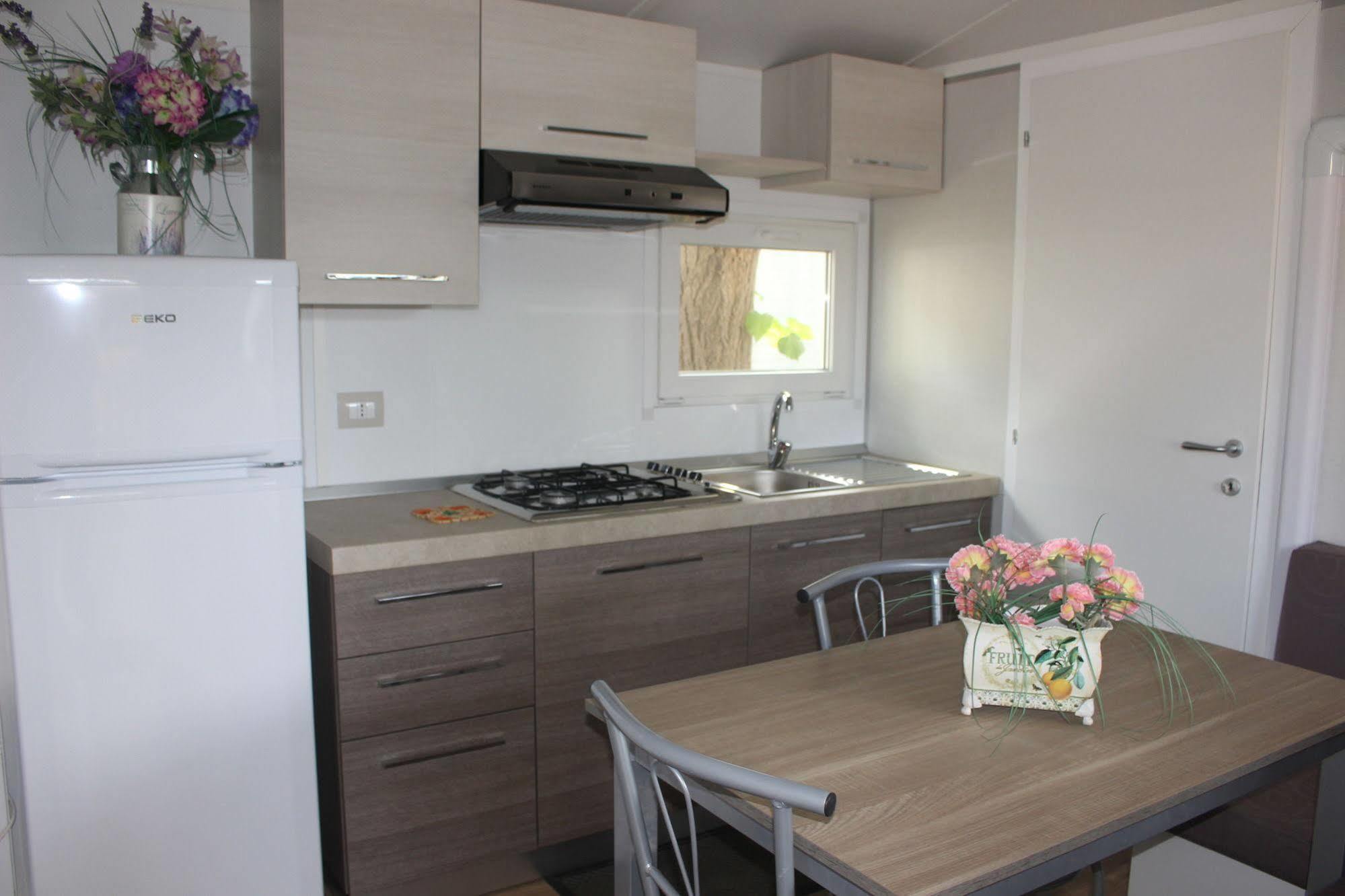 Camping Delfino Albenga Ngoại thất bức ảnh